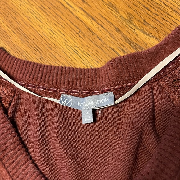 Wit & Wisdom Crochet Inset Blouson Sleeve Pullover - Picture 4 of 6